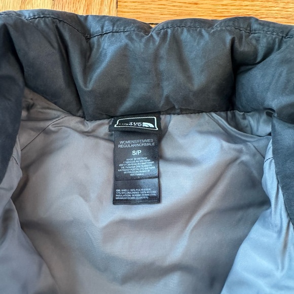 The North Face Black Puffer Vest - Picture 2 of 3
